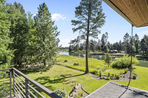 56680 Lunar Drive Bend OR 97707