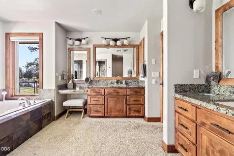 56680 Lunar Drive Bend OR 97707