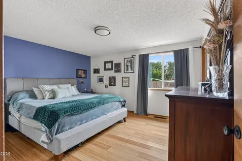 2284 NW 13th Street Redmond OR 97756