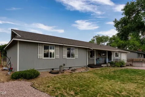 2284 NW 13th Street Redmond OR 97756