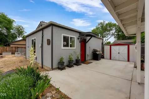 2284 NW 13th Street Redmond OR 97756