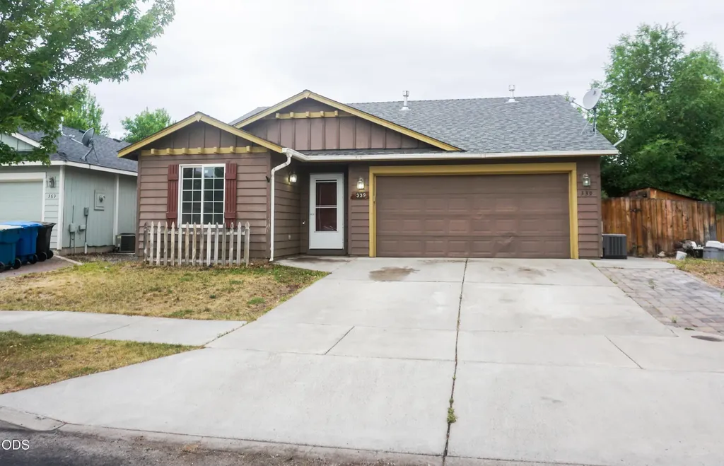 339 SW 29th Street Redmond OR 97756