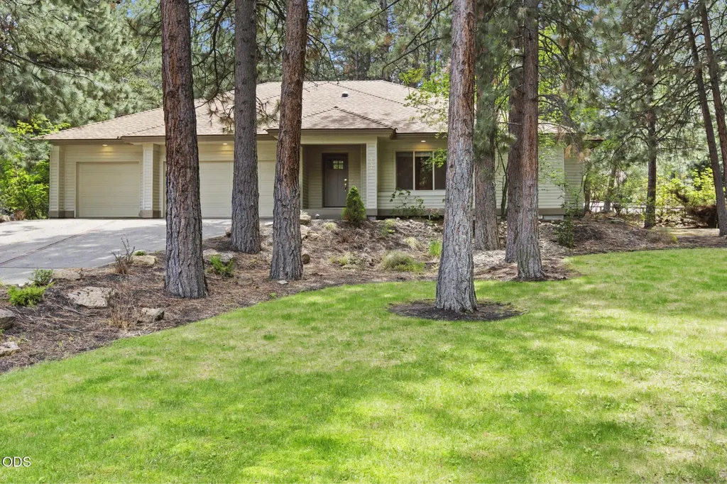 20387 Christmas Ridge Bend OR 97702