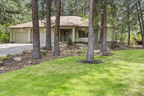 20387 Christmas Ridge Bend OR 97702