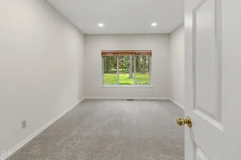 20387 Christmas Ridge Bend OR 97702