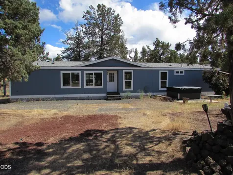 4451 NW 52nd Street Redmond OR 97756