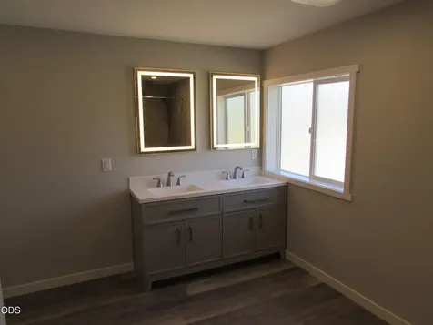 4451 NW 52nd Street Redmond OR 97756