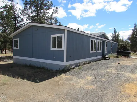 4451 NW 52nd Street Redmond OR 97756