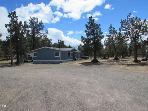 4451 NW 52nd Street Redmond OR 97756