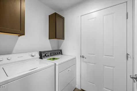 7843 Cadence Lane White City OR 97503