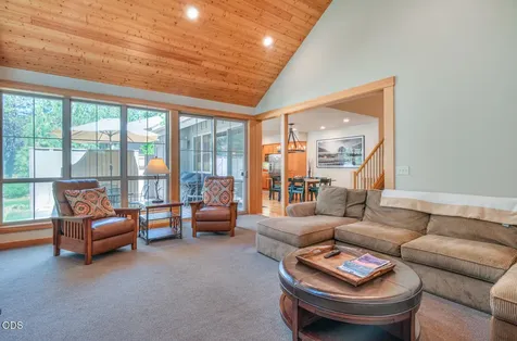57135 Fremont Drive Bend OR 97707