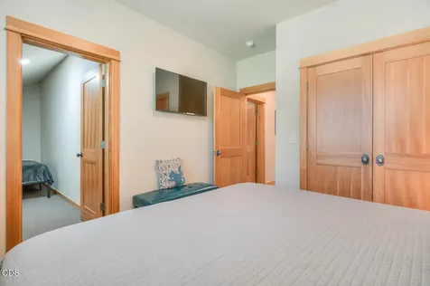 57135 Fremont Drive Bend OR 97707