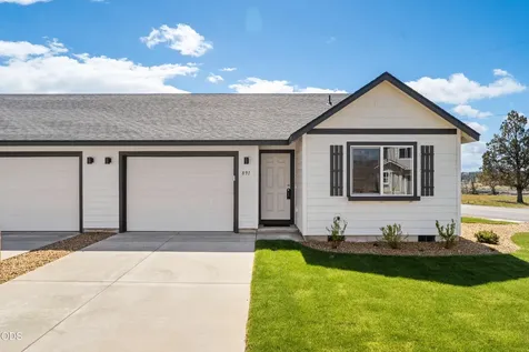 891 SE Starview Avenue Madras OR 97741