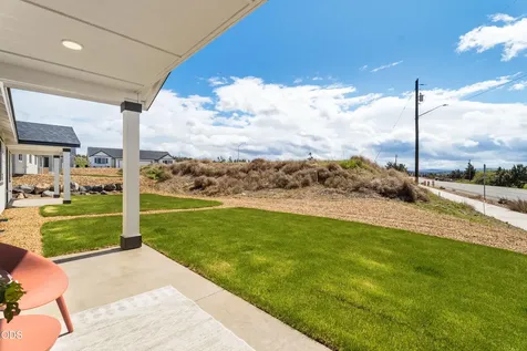 891 SE Starview Avenue Madras OR 97741