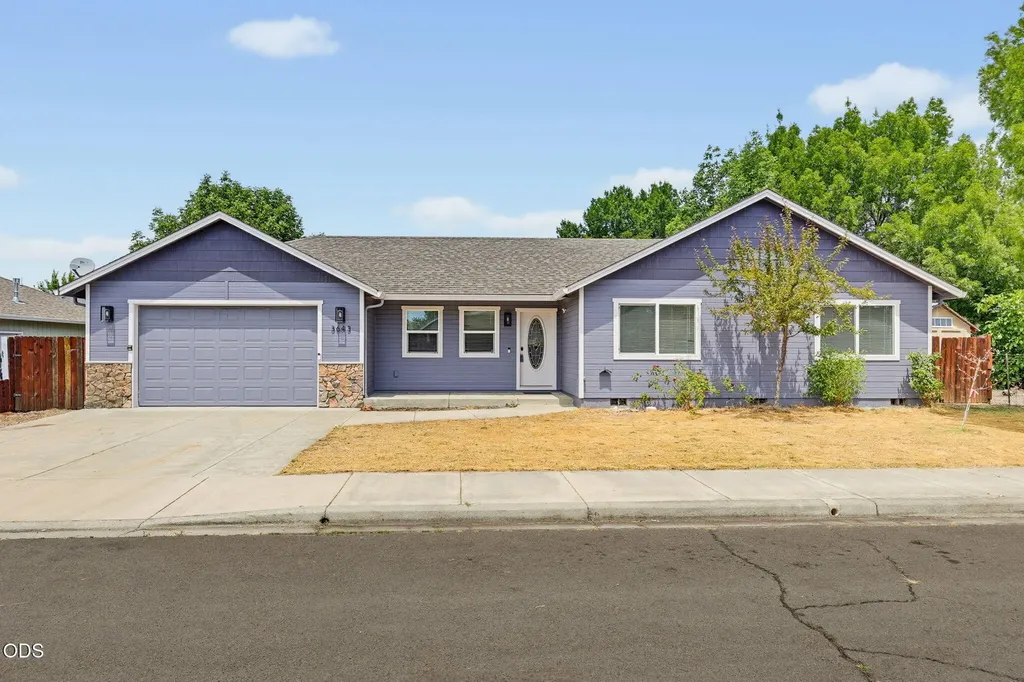 3643 Amelia Way White City OR 97503