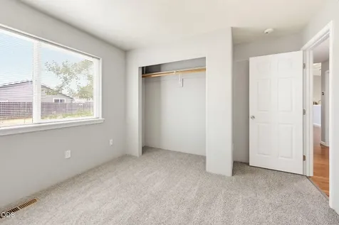 3643 Amelia Way White City OR 97503