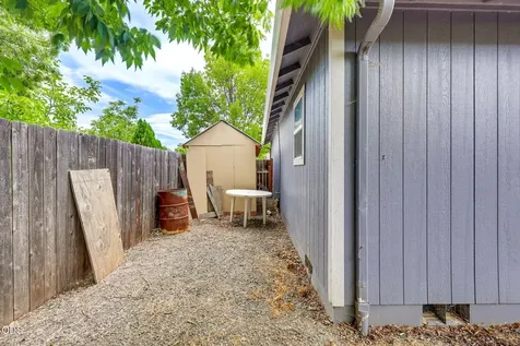3643 Amelia Way White City OR 97503
