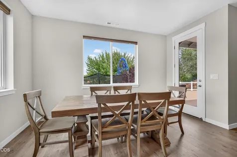 327 Arrowhead Trail Eagle Point OR 97524