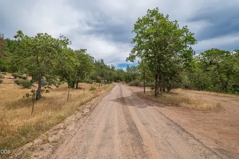 11598 Butte Falls Highway Eagle Point OR 97524