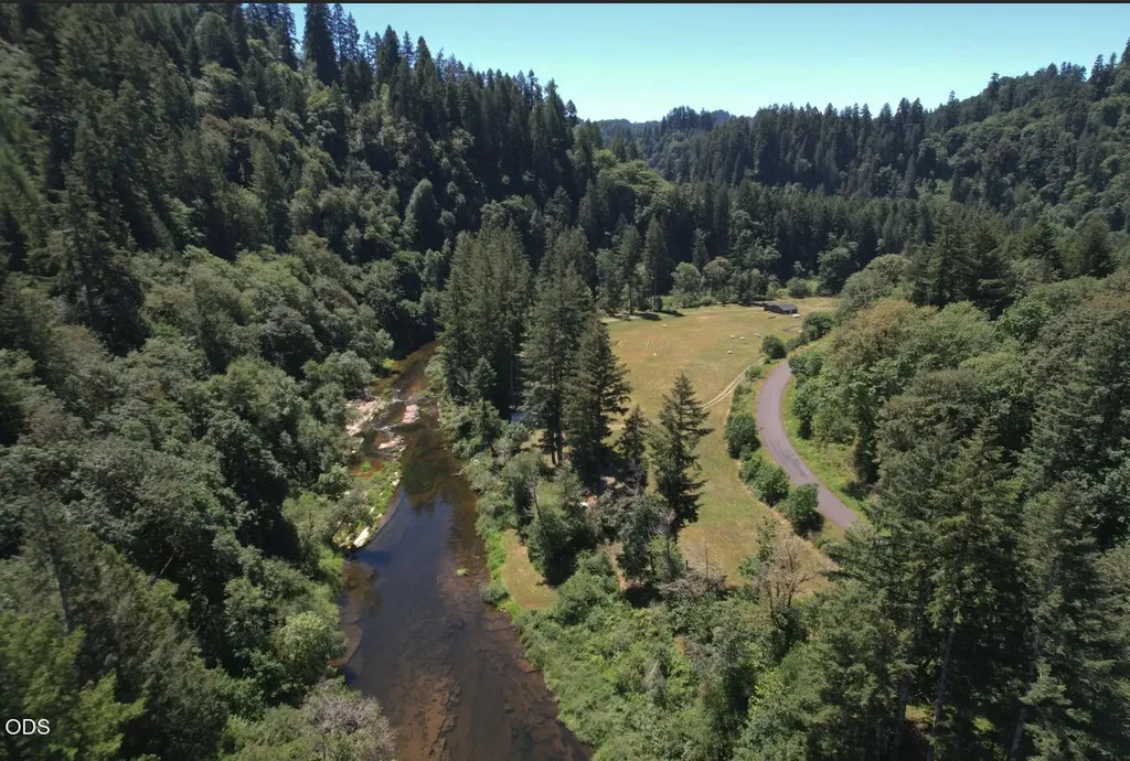 28593 Lower Smith River Road Reedsport OR 97467