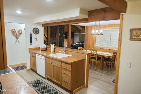57688 Towhee Lane Sunriver OR 97707