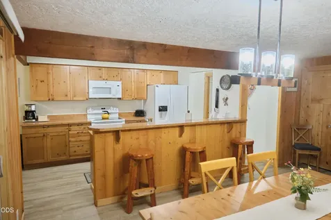 57688 Towhee Lane Sunriver OR 97707