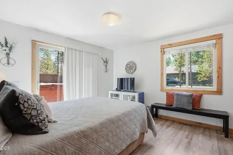 57688 Towhee Lane Sunriver OR 97707