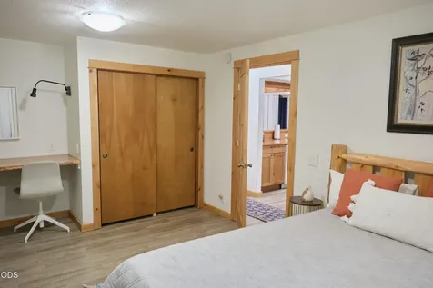 57688 Towhee Lane Sunriver OR 97707