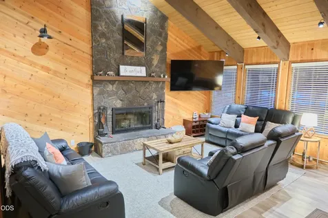 57688 Towhee Lane Sunriver OR 97707