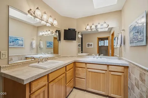 57719 Poplar Lane Sunriver OR 97707