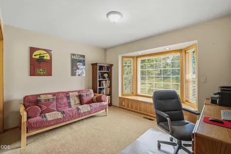 57719 Poplar Lane Sunriver OR 97707