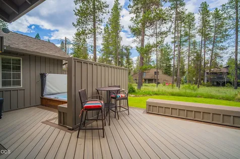 57719 Poplar Lane Sunriver OR 97707