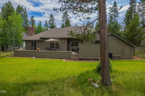 57719 Poplar Lane Sunriver OR 97707