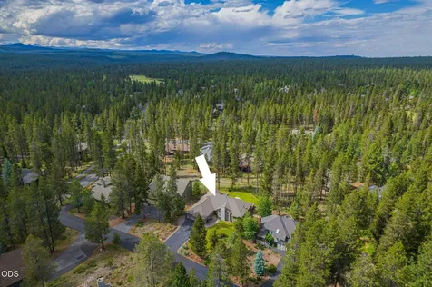 57719 Poplar Lane Sunriver OR 97707
