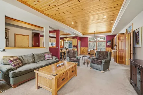 57719 Poplar Lane Sunriver OR 97707