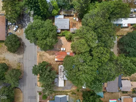 126 S Kerby Avenue Cave Junction OR 97523
