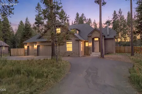 17169 Kingsburg Road Bend OR 97707