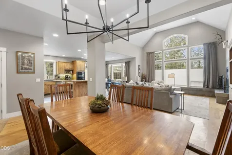 17169 Kingsburg Road Bend OR 97707
