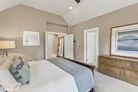 17169 Kingsburg Road Bend OR 97707