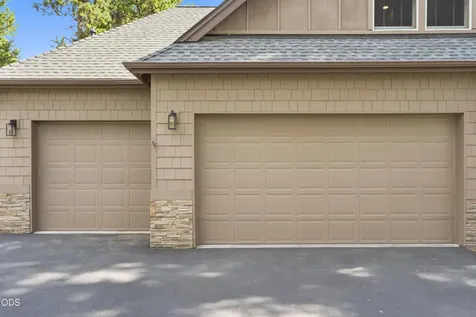 17169 Kingsburg Road Bend OR 97707