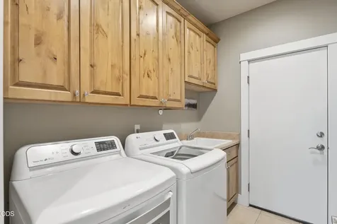17169 Kingsburg Road Bend OR 97707