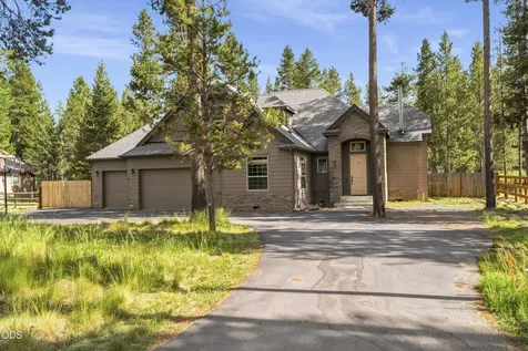 17169 Kingsburg Road Bend OR 97707