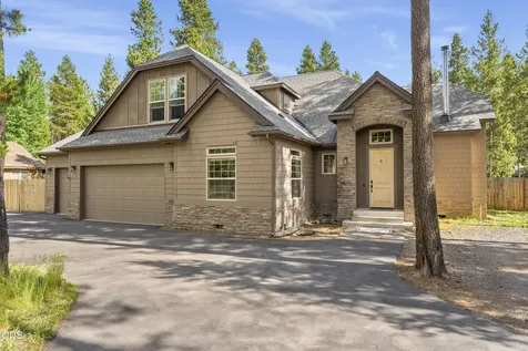 17169 Kingsburg Road Bend OR 97707