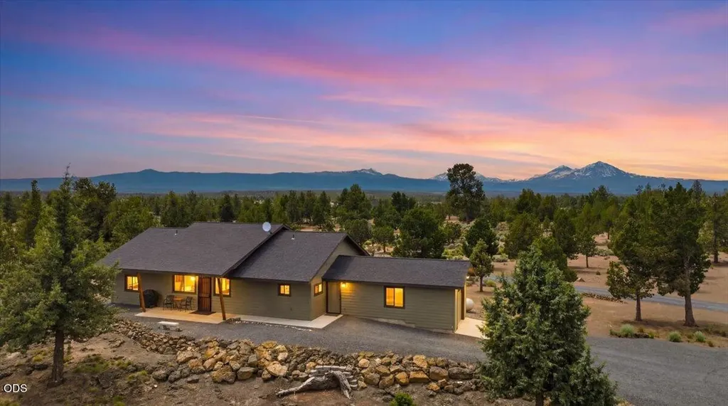 17740 Ox Spur Court Bend OR 97703