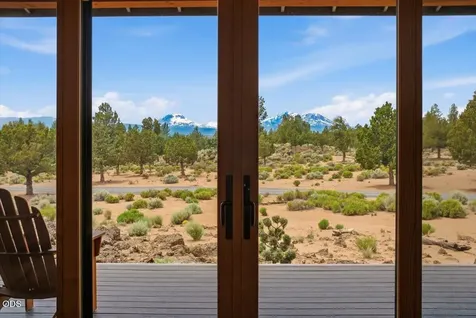 17740 Ox Spur Court Bend OR 97703