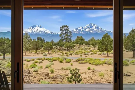 17740 Ox Spur Court Bend OR 97703