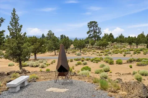 17740 Ox Spur Court Bend OR 97703