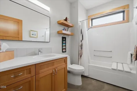 17740 Ox Spur Court Bend OR 97703