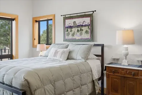 17740 Ox Spur Court Bend OR 97703