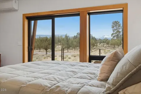 17740 Ox Spur Court Bend OR 97703